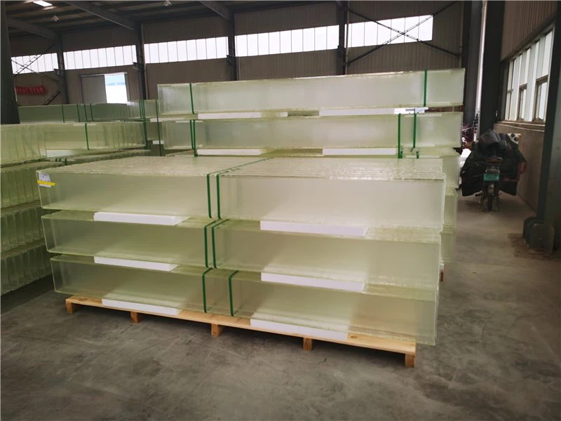 U Shaped Glass Panels